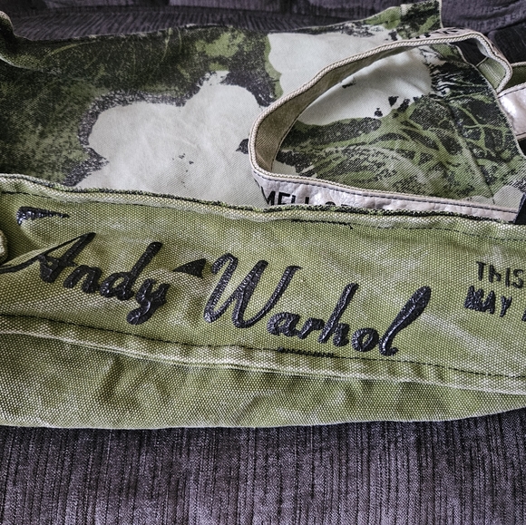 Loop Andy Warhol canvas totes - Spring in New York  only. - Picture 3 of 8